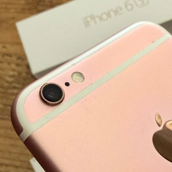 6SApple iPhone Rose Gold Cell Phone
